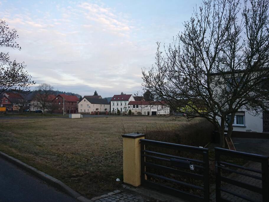 Auf Dem Land Und Doch Ganz Nah Apartment Krolpa Bagian luar foto